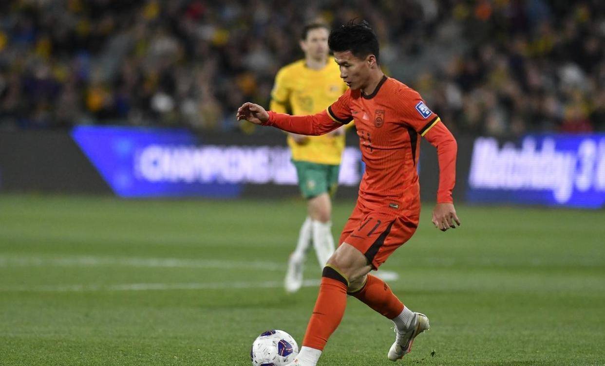 包含中超今晚再迎强敌;那不勒斯单刀错失;主帅态度:质疑声仍在;身体对抗强度拉满的词条 包含中超今晚再迎强敌;那不勒斯单刀错失;主帅态度:质疑声仍在;身体对抗强度拉满的词条