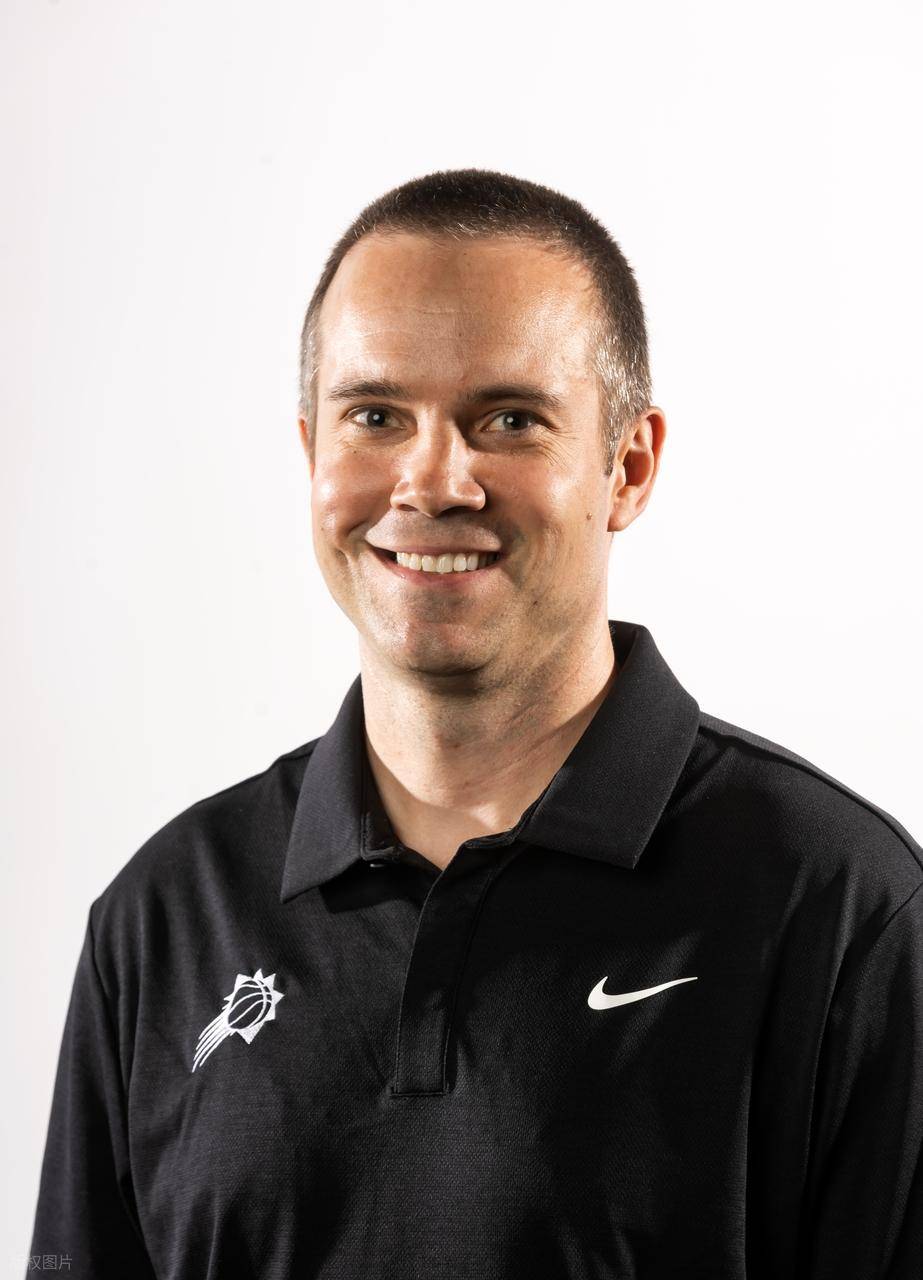 包含这也行？今晚菲尼克斯太阳调整名单以备国王杯利物浦门线救险备战意大利杯，Karsa在热火比赛中高光表现的词条